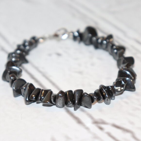 New without tags Hematite Beaded Natural stone bracelet 8" - Picture 3 of 4